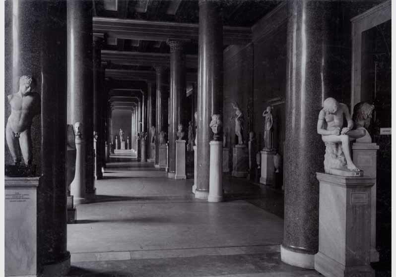 Aufstellung der Antikensammlung im Alten Museum, Nordsaal 5, Griechische Kunst der hellenistischen Zeit