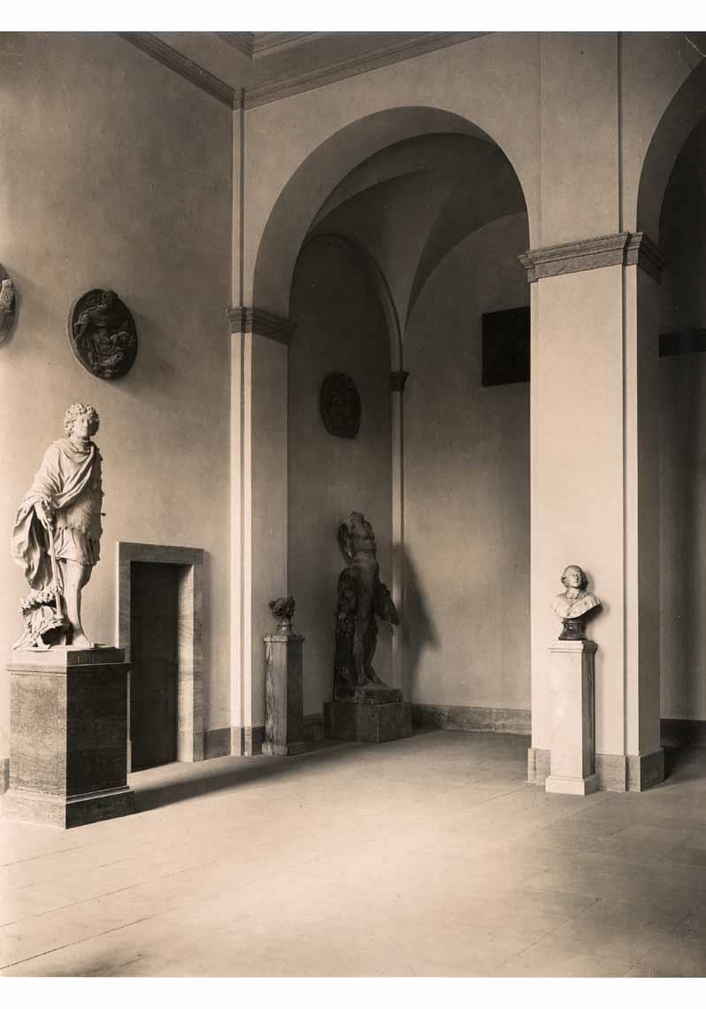 Aufstellung des Deutschen Museums im Pergamonmuseum, Raum 02, Schlütersaal
