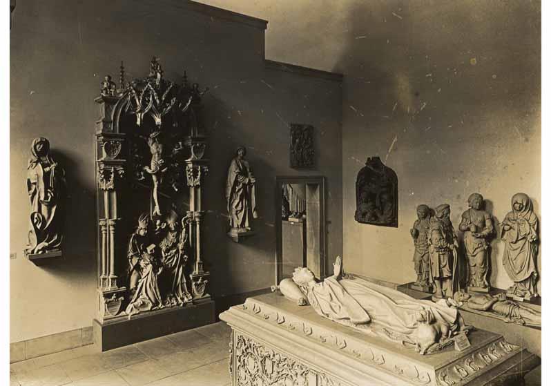 Aufstellung des Deutschen Museums im Pergamonmuseum, Raum 07, Naumburger Saal