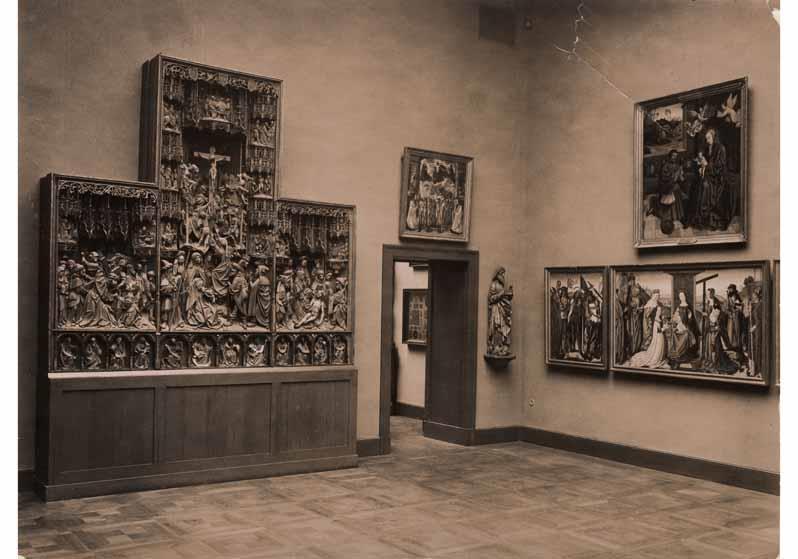 Aufstellung des Deutschen Museums im Pergamonmuseum, Raum 24, Niederrheinischer Saal