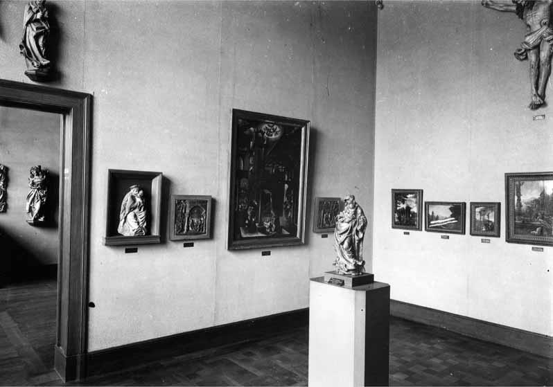 Aufstellung des Deutschen Museums im Pergamonmuseum, Raum 17, Leinberger-Kabinett