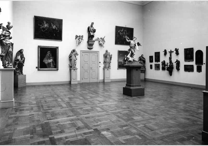 Aufstellung des Deutschen Museums im Pergamonmuseum, Raum 26, Saal des Mannheimer Altars