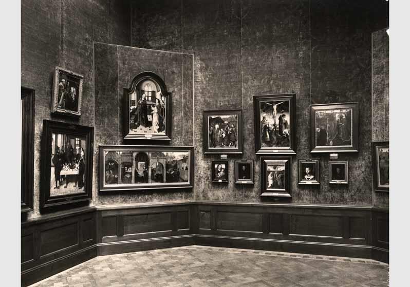Aufstellung der Gemäldegalerie und der Skulpturensammlung im Kaiser-Friedrich-Museum, Raum 70, Niederländische und französische Gemälde des 15. Jhd.