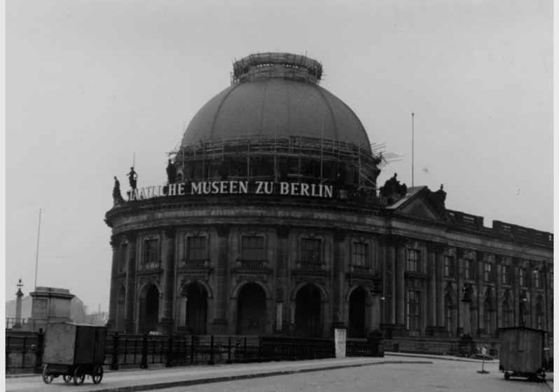 Blick auf das Kaiser-Friedrich-Museum