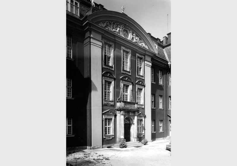 Blick auf das Kunstgewerbemuseum im Schloss Köpenick
