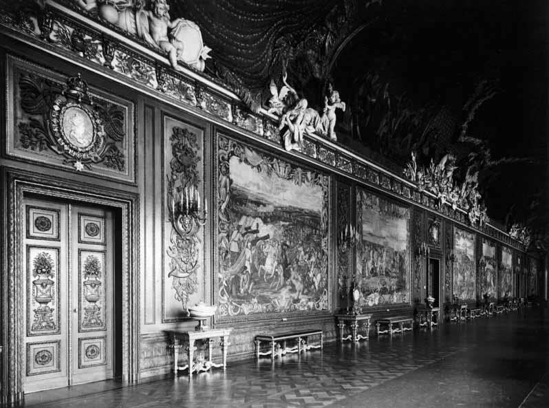 Aufstellung des Kunstgewerbemuseums im Berliner Stadtschloss, Gobelingalerie, Raum 4