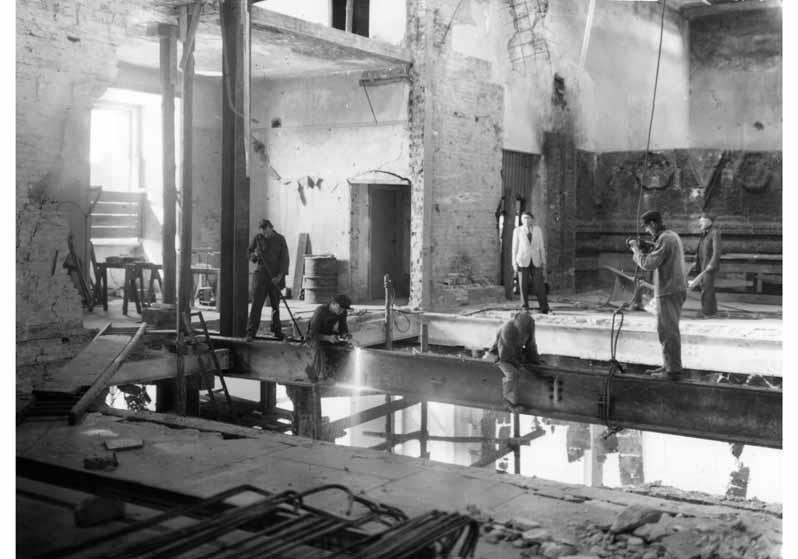 Museums für Islamische Kunst im Pergamonmuseum, Bauarbeiten am zerstörten Mschatta-Saal