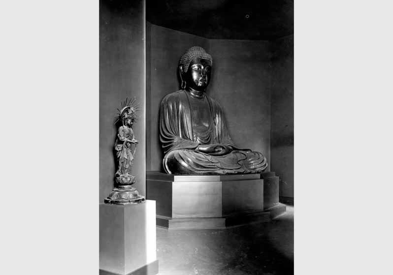Aufstellung der Ostasiatischen Kunstsammlung in der Prinz-Albrecht-Straße, Japanische Abteilung