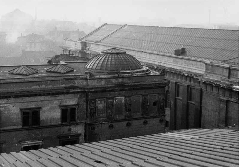 Blick auf das Dach des Neuen Museums