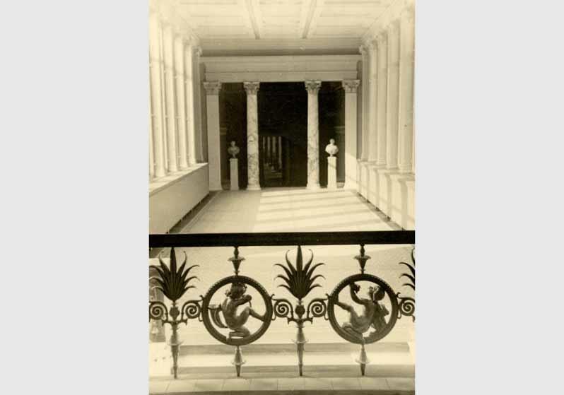 Blick auf den Übergang vom Neuen Museum zum Alten Museum