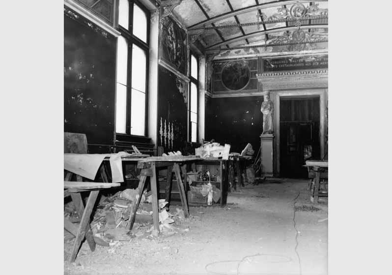Blick in den zerstörten Niobidensaal im Neuen Museum