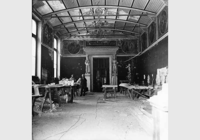 Blick in den zerstörten Niobidensaal im Neuen Museum
