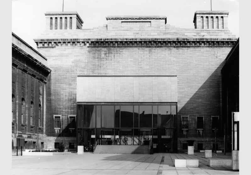 Blick auf das Eingangsgebäude des Pergamonmuseums