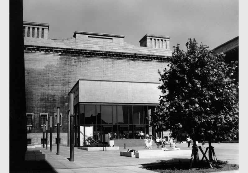 Blick auf das Eingangsgebäude des Pergamonmuseums