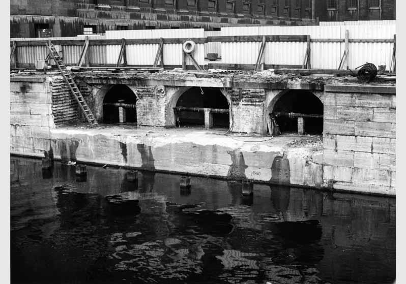 Bau der Pergamonbrücke