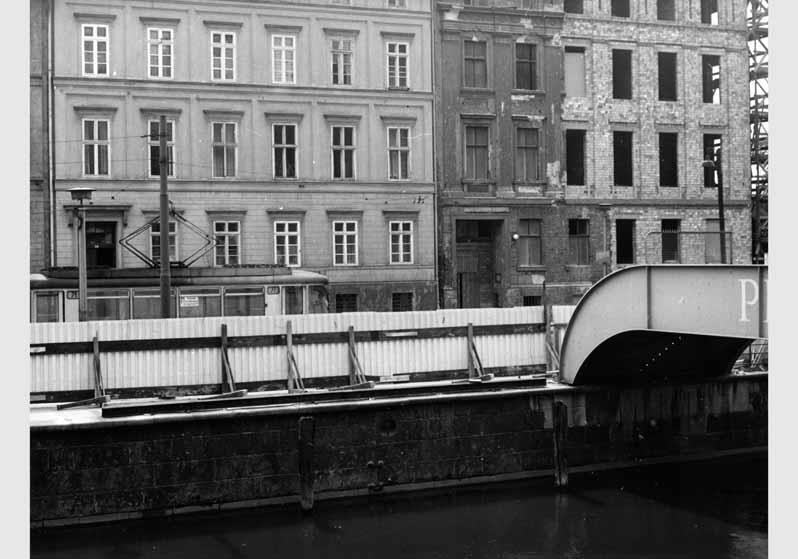 Bau der Pergamonbrücke