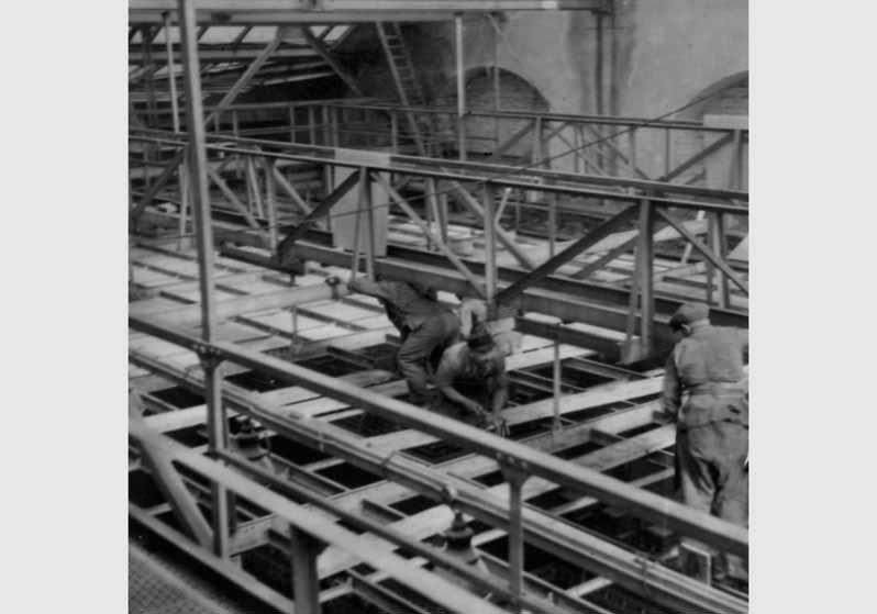 Bauarbeiten am Dach des Pergamonmuseums