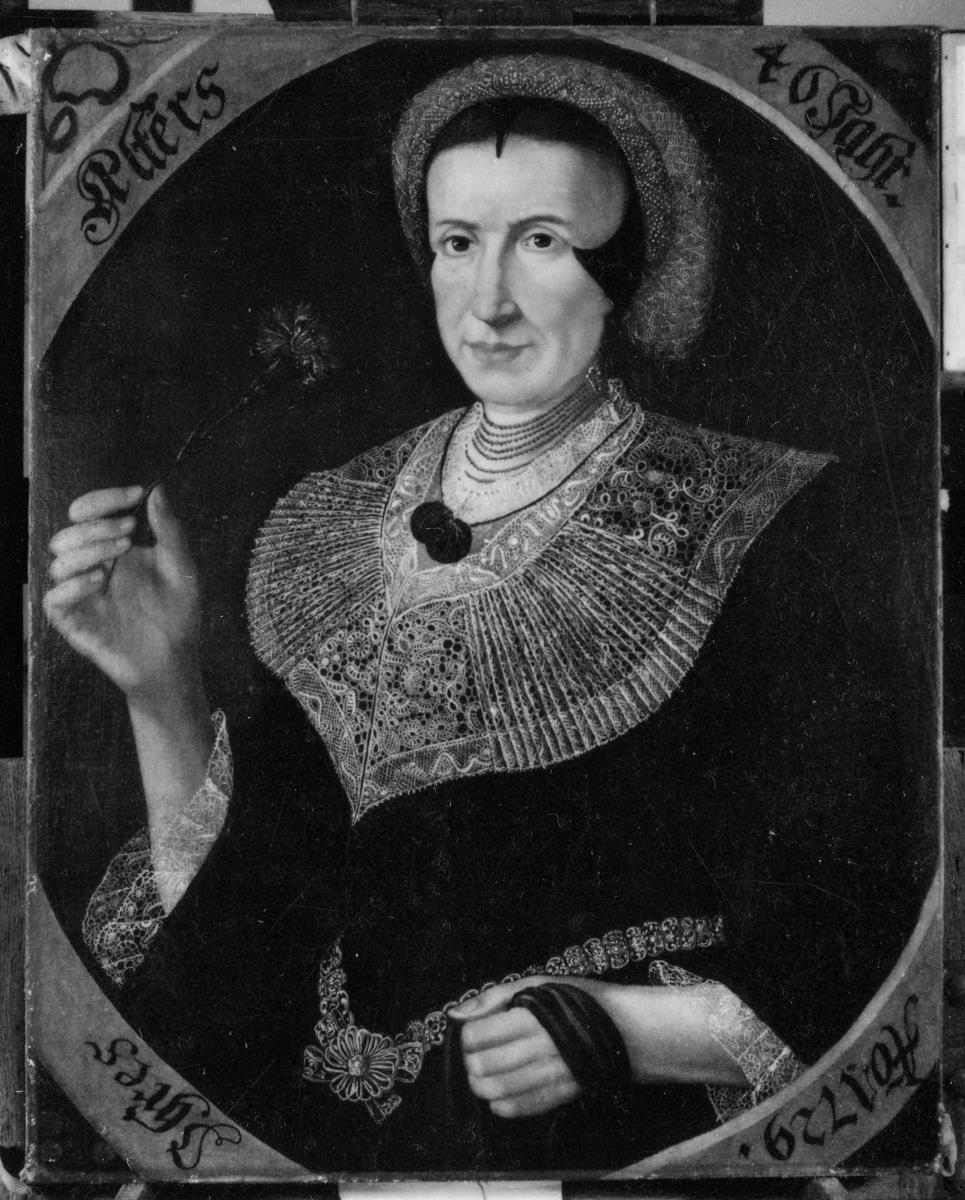 Porträt einer Frau mit Haube, Augsburger Spitzenkragen und einer Nelke in der Hand