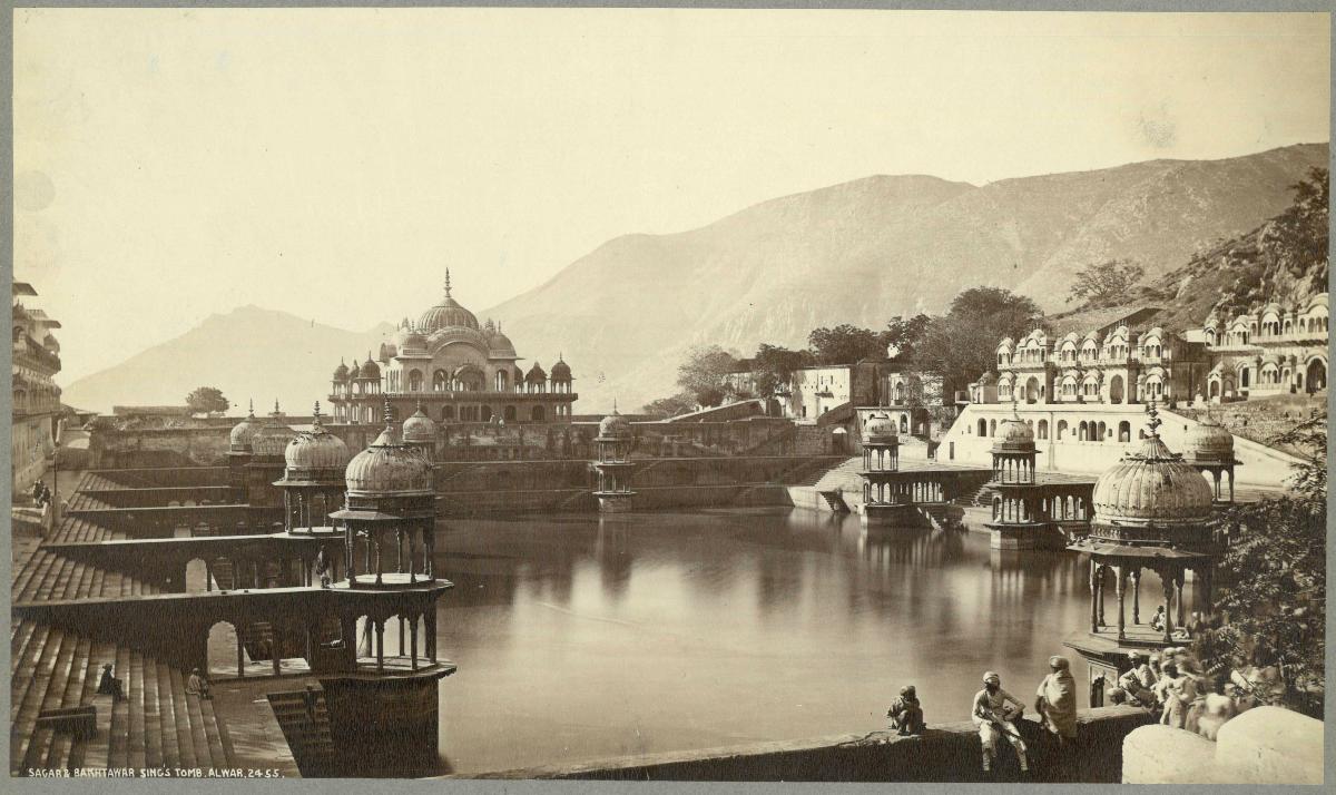 Alwar, Bakhatwar Singhs Grab am Sagar See