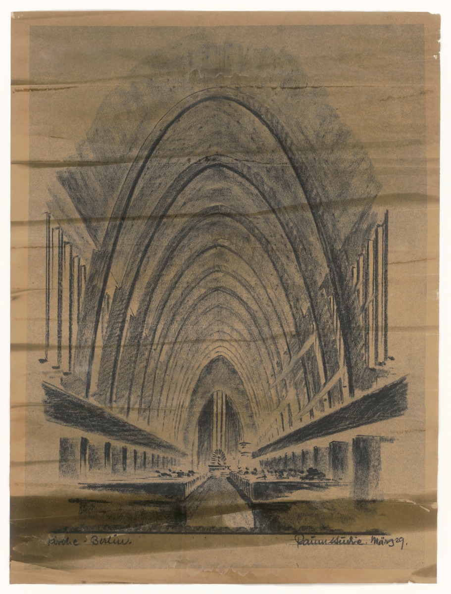 Berlin, Kirche am Hohenzollernplatz, Innenansicht Langhaus, Parabeldecke