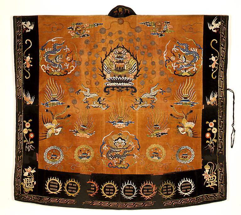 紅色繡龍鳳日月道袍  Hongse longfeng ri yue dao pao