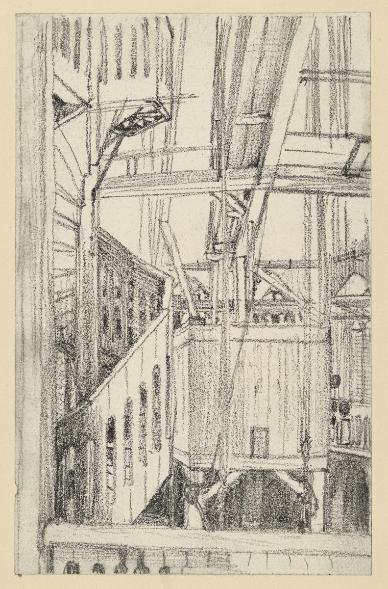 Hölzerne Treppe im Innern eines Kirchenbaus