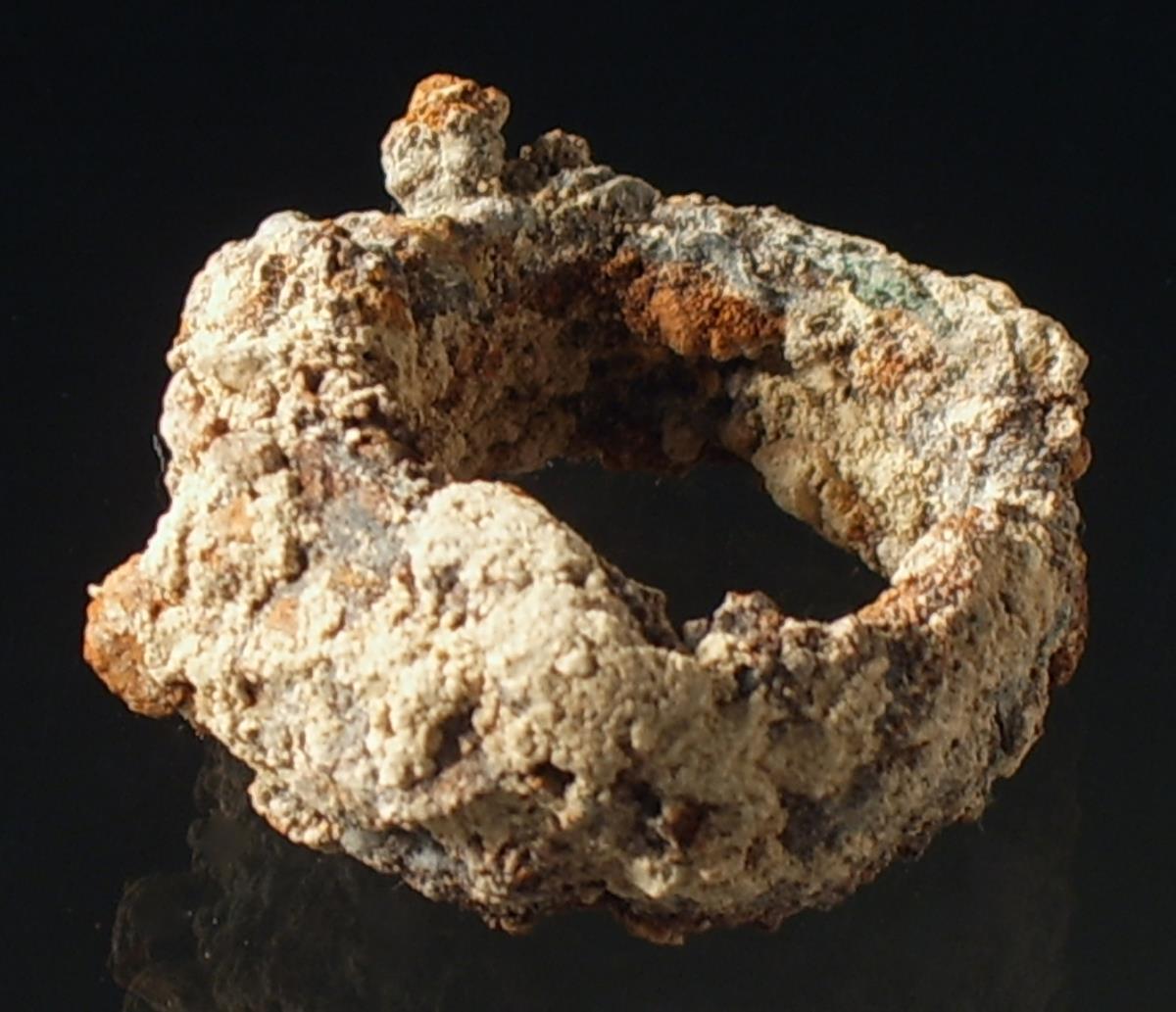 Eiserner Ring, stark oxidiert