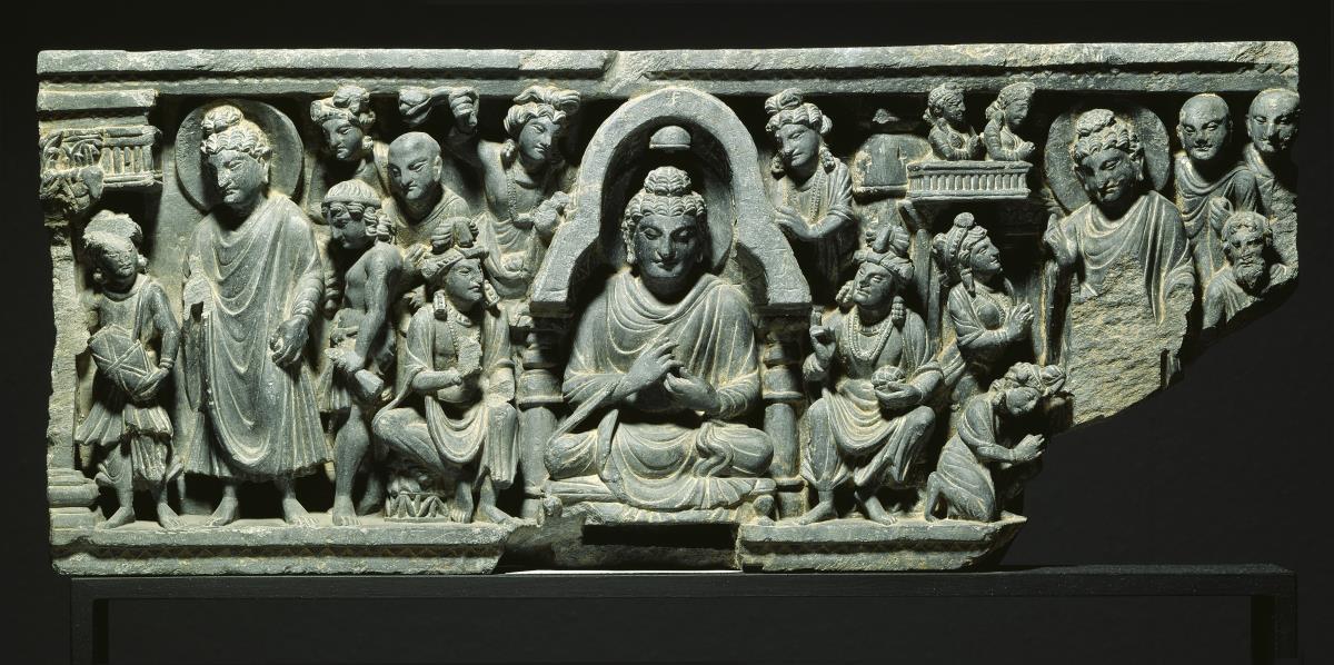 Erzählende Szene (Fragment): Der Buddha zieht predigend von Stadt zu Stadt
