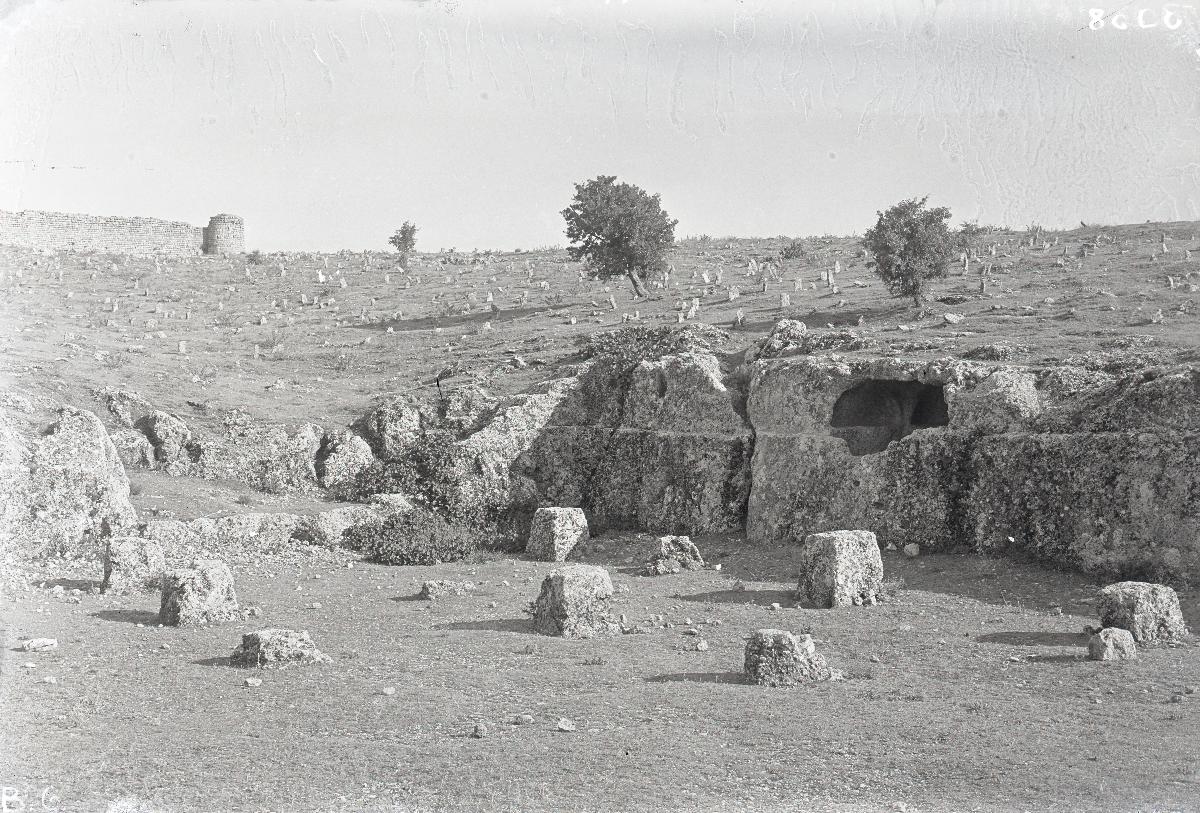 Amadia (Kurdistan), Cisterne oder Kirche