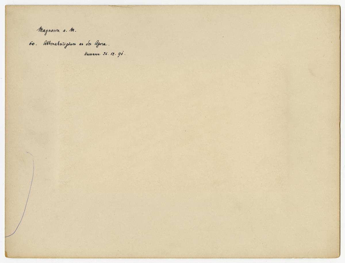 Magnesia am Mäander, Agora, Athenaheiligtum