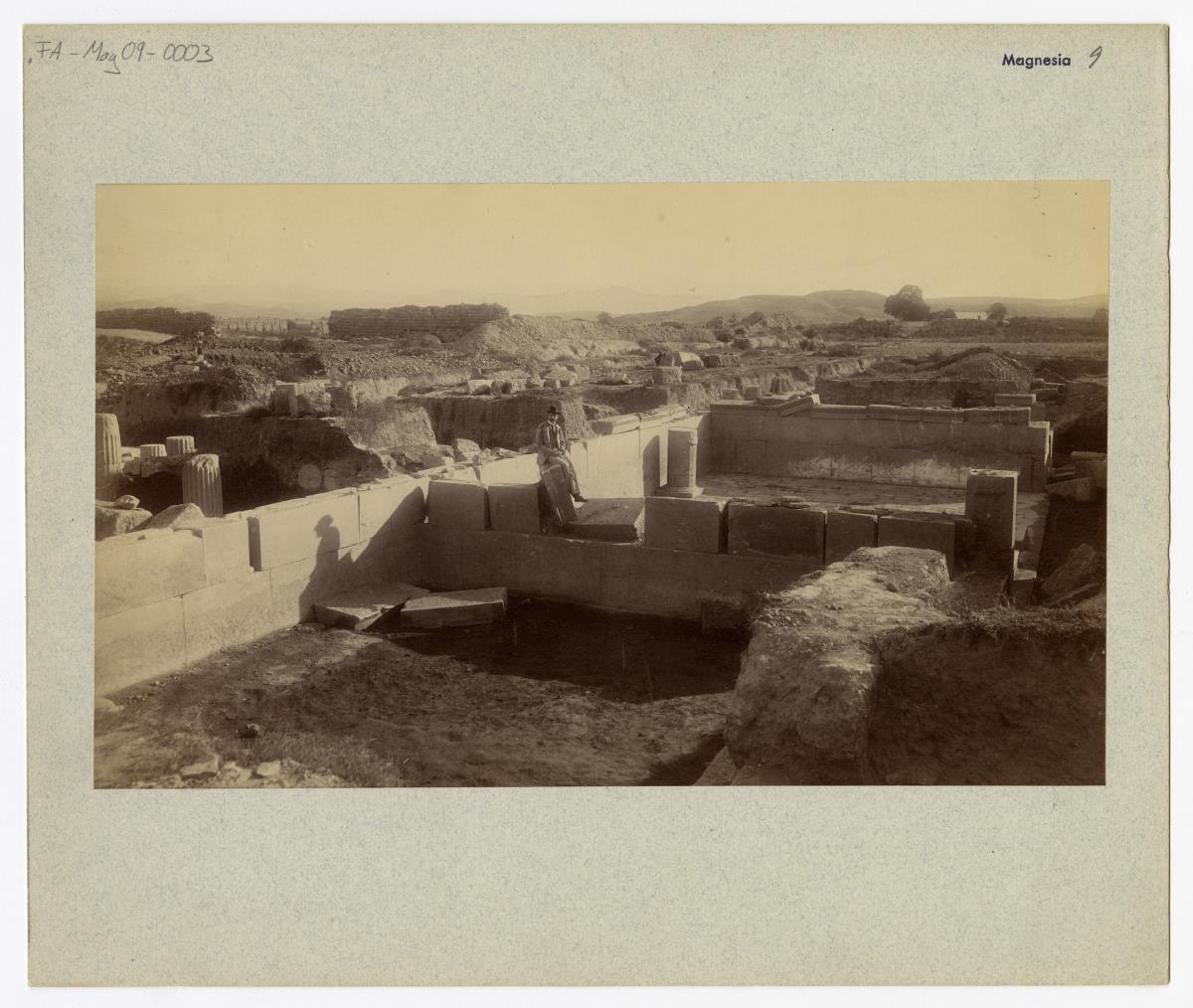 Magnesia am Mäander, Agora, Afraniosraum