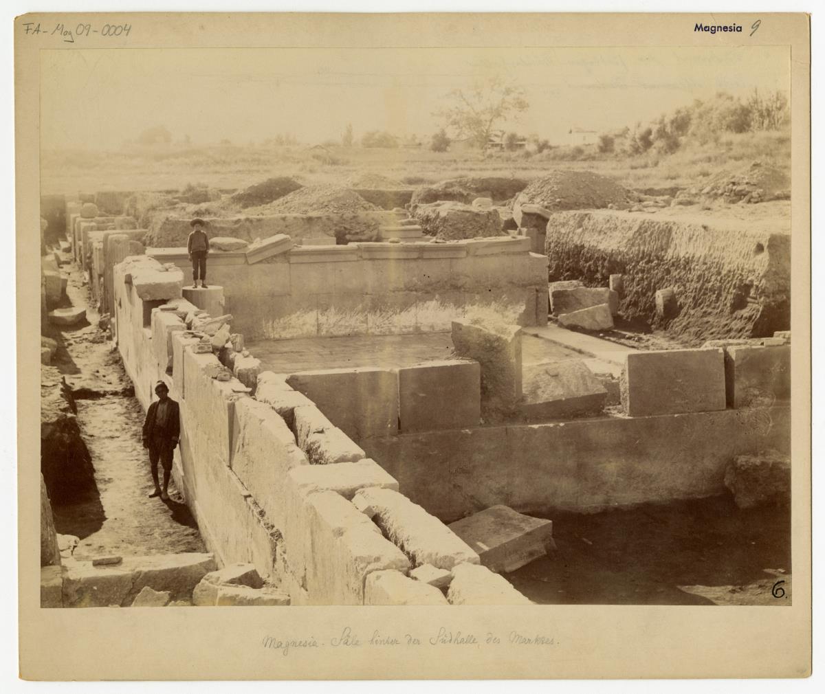 Magnesia am Mäander, Agora, Säle hinter der Südhalle