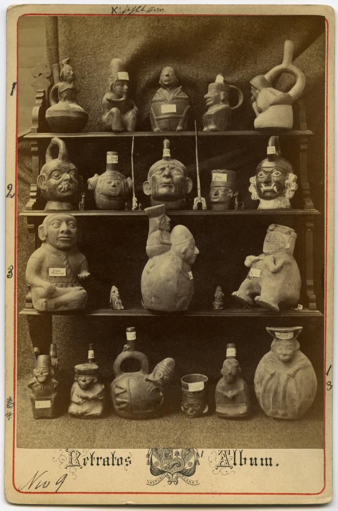 Objekte aus der Sammlung Dr. Macedo in Lima (Peru)