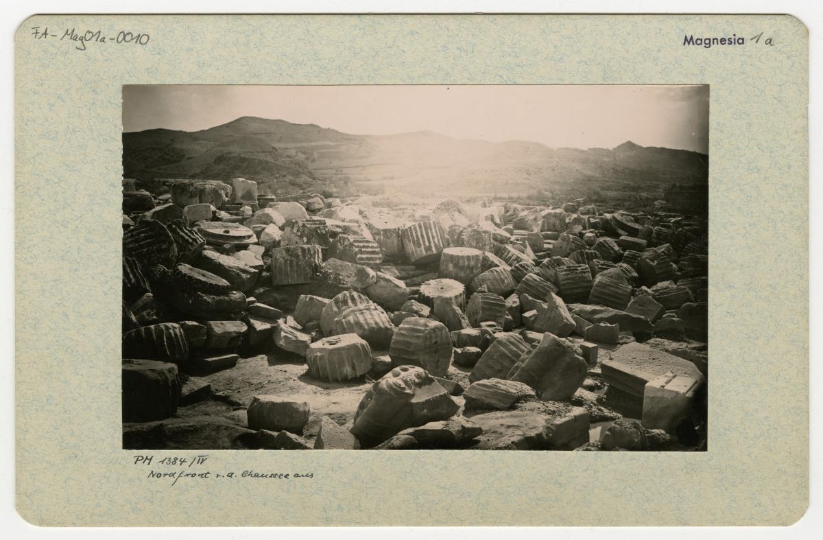 Magnesia am Mäander, Artemision, Nordfront