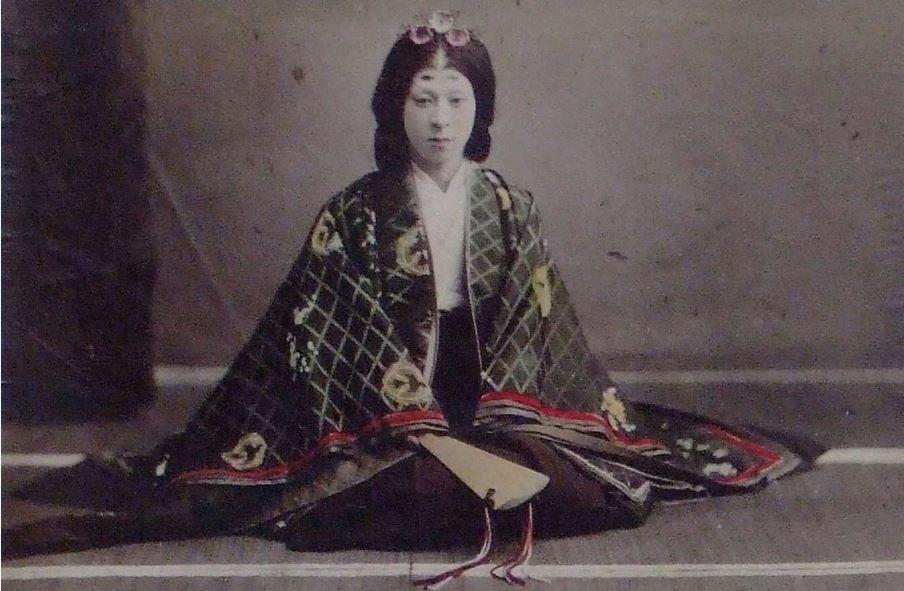 Japanerinnen: Hofdame