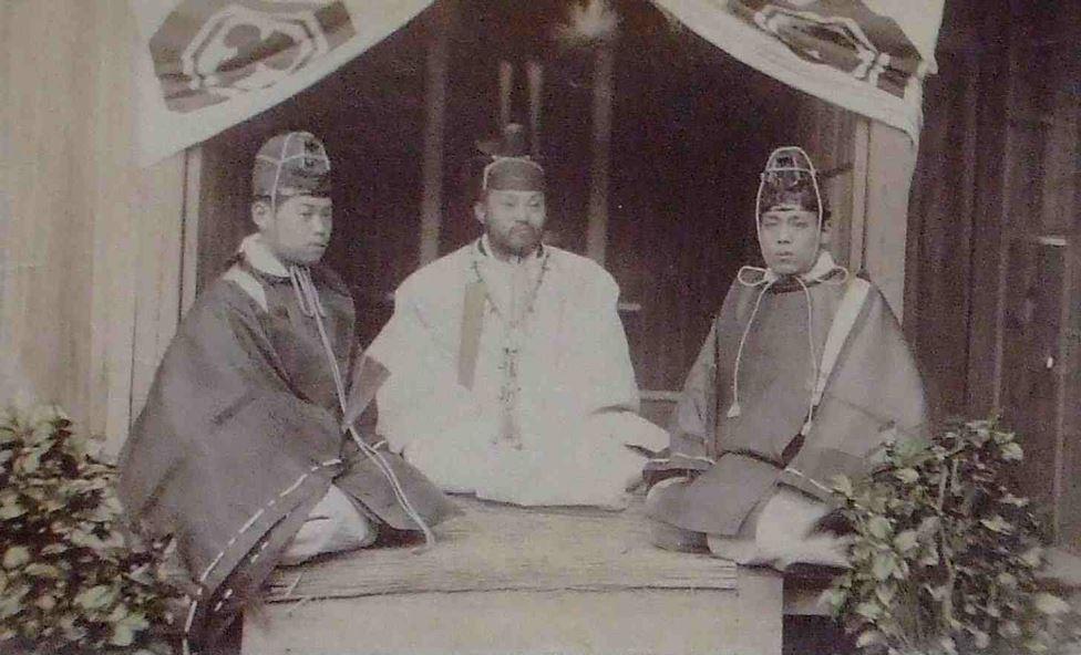 Drei Shintôpriester (Kannushitachi 神主たち)
