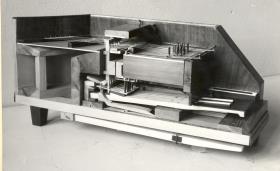 Mechanikmodell eines Tangentenflügels