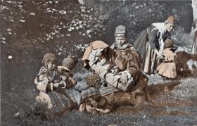 Ausstellung "Nordland" Berlin-Halensee "Lappenmutter und Kind in Wiege"