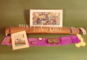 Koto (Heterochorde Halbröhrenzither)