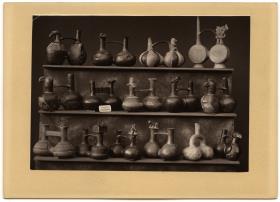 Sammlung Nicolas Saenz in Lima: archäologische Thongefäße aus Peru