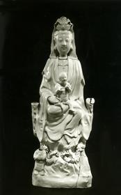 Sitzende Guanyin