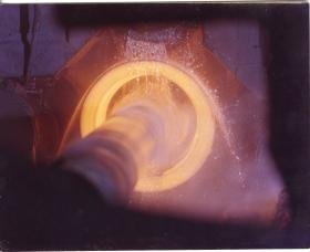 Mannesmann,  Schrägwalzwerk im Röhrenwerk Rath