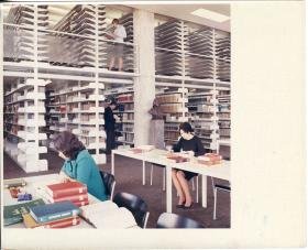 Mannesmann, Bibliothek/Archiv (im Düsseldorfer Verwaltungssitz?)