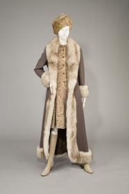 Maximantel im Schiwago-Look