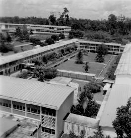 Universität (Queenshall)