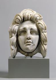 Fries (Gorgoneion) des Trajanstempels in Pergamon