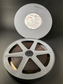 Mehl mahlen (Film i.A. d. MDVK)