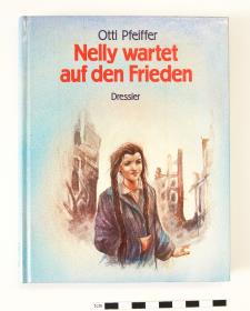 Nelly wartet auf den Frieden.