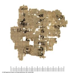 Demotischer Papyrus mit einem Alphabet als  Schülerübung