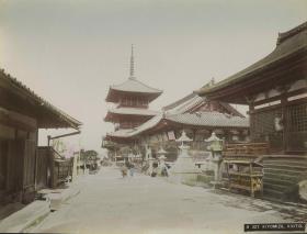 Ansicht der Pagode und Nebengelasse/Kiyomizu-dera